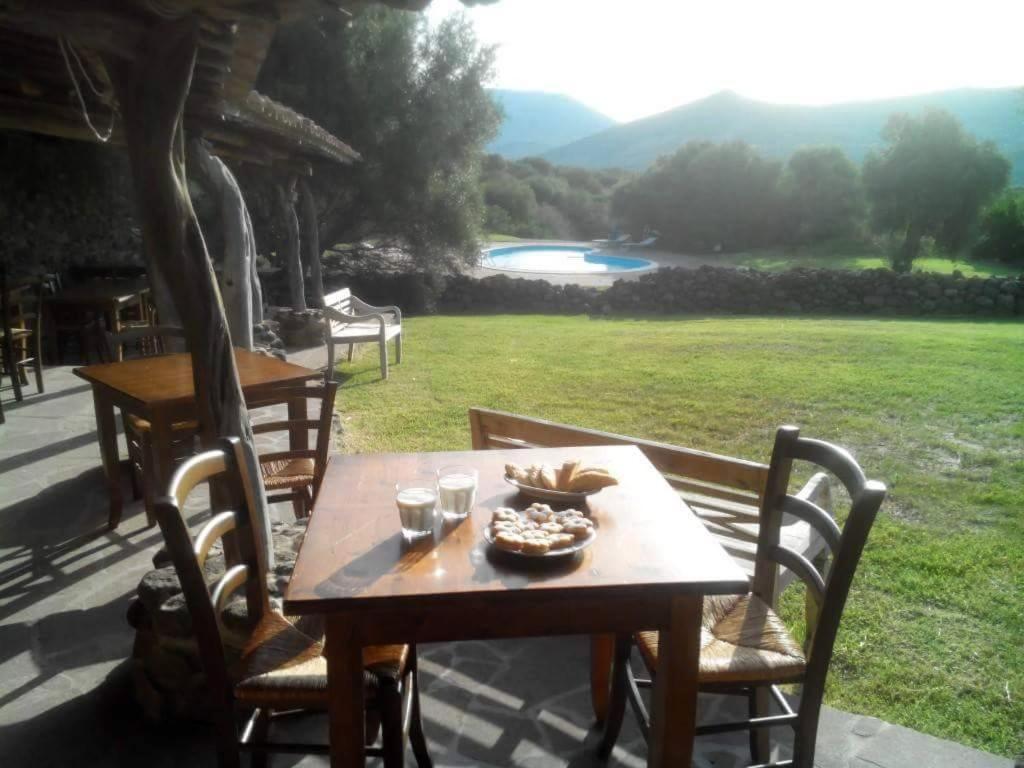 Villa Agriturismo Medau Becciu à Tratalias Extérieur photo